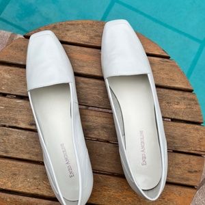 Narrow AA white leather ballet flats